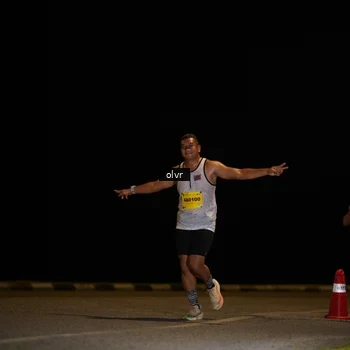 Runner Photo 2812022