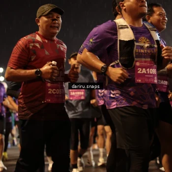 Runner Photo 2813945
