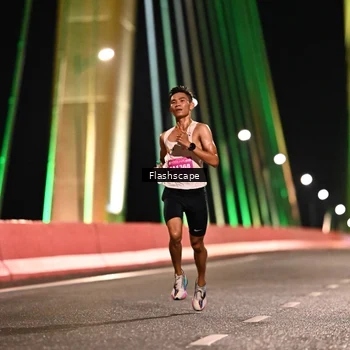 Runner Photo 2815435