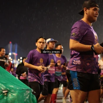 Runner Photo 2816717
