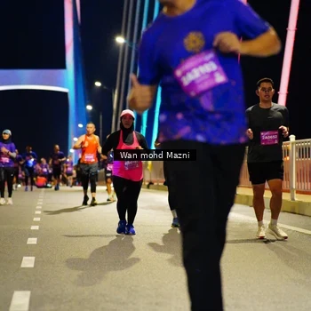 Runner Photo 2817378