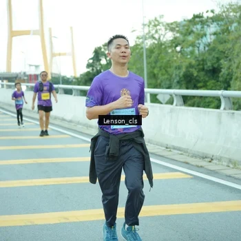 Runner Photo 2817409
