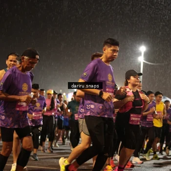 Runner Photo 2818416