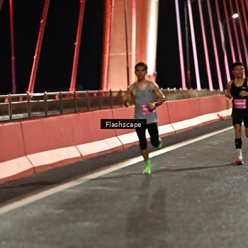 Runner Photo 2818913