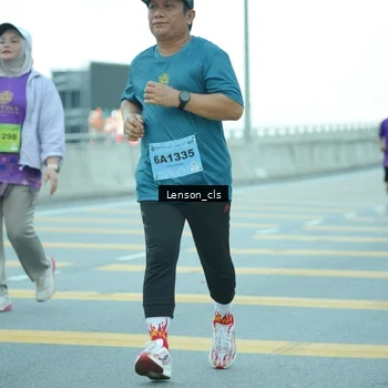 Runner Photo 2818997
