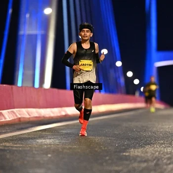 Runner Photo 2819443