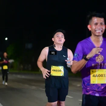 Runner Photo 2822624