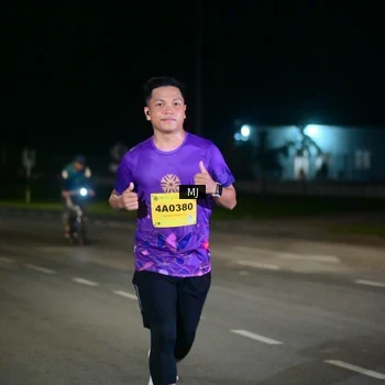 Runner Photo 2824946