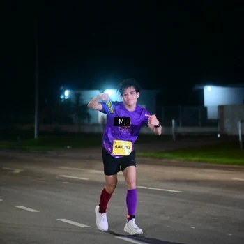 Runner Photo 2828583