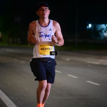 Runner Photo 2830575