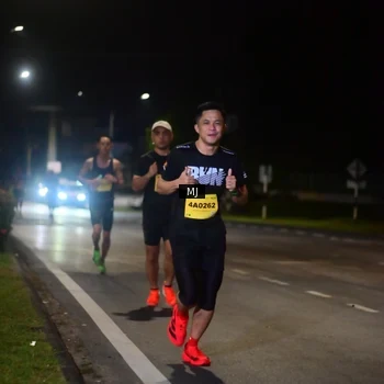 Runner Photo 2832149