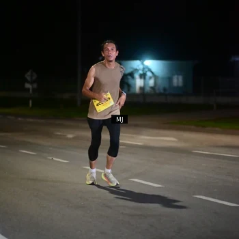 Runner Photo 2833144
