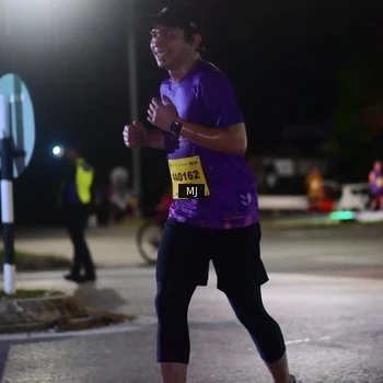Runner Photo 2834335