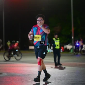 Runner Photo 2834410