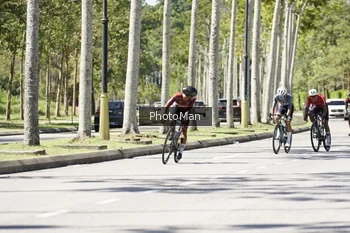 Runner Photo 2834436