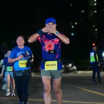 Runner Photo 2836375