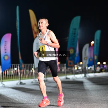 Runner Photo 2837383