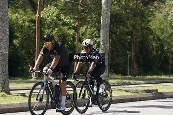 Runner Photo 2840735