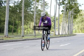 Runner Photo 2843394