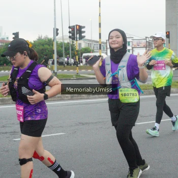 Runner Photo 2884035