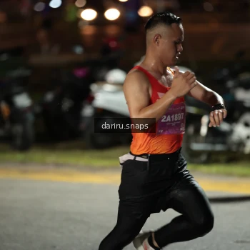 Runner Photo 2891800