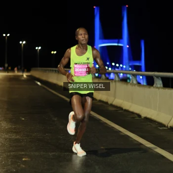 Runner Photo 2900699
