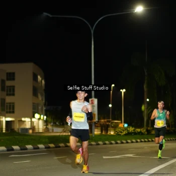 Runner Photo 2902473