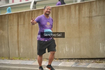 Runner Photo 2902575