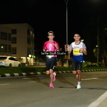 Runner Photo 2902721