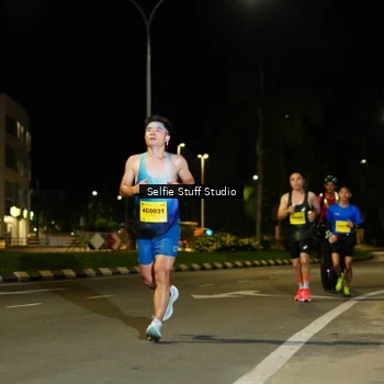 Runner Photo 2902756