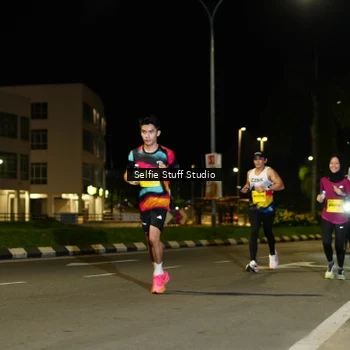 Runner Photo 2902891
