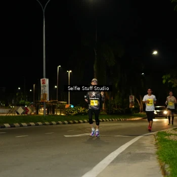 Runner Photo 2902935