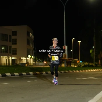 Runner Photo 2902940