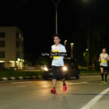 Runner Photo 2902945