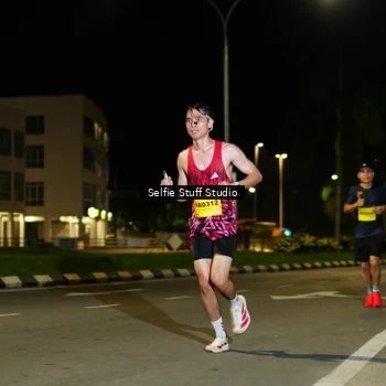 Runner Photo 2903011