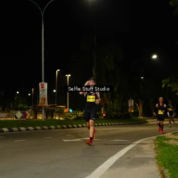 Runner Photo 2903071