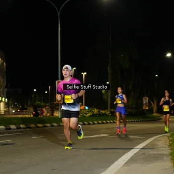 Runner Photo 2903151