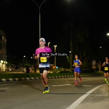 Runner Photo 2903160