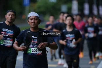 Runner Photo 29094