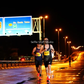 Runner Photo 2910176