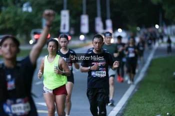 Runner Photo 30245