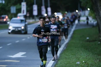Runner Photo 30262