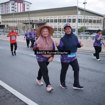 Runner Photo 3027187