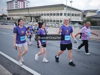 Runner Photo 3027216