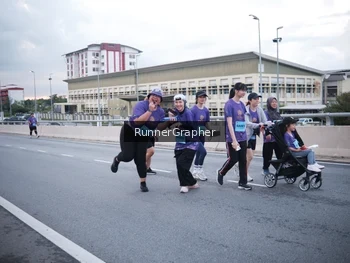 Runner Photo 3027300