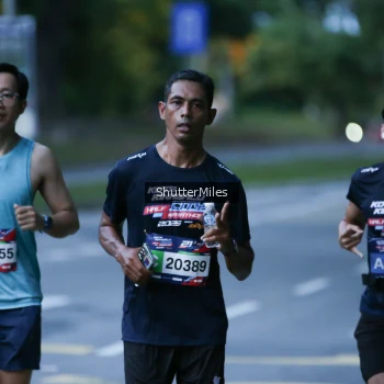 Runner Photo 30309