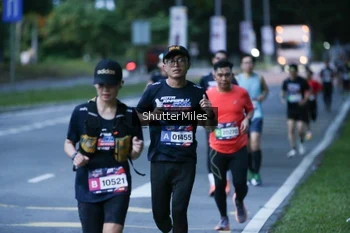 Runner Photo 30341