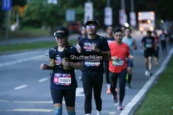 Runner Photo 30350