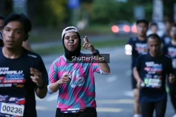 Runner Photo 30398