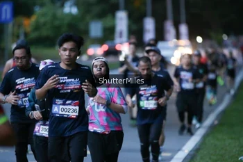 Runner Photo 30408